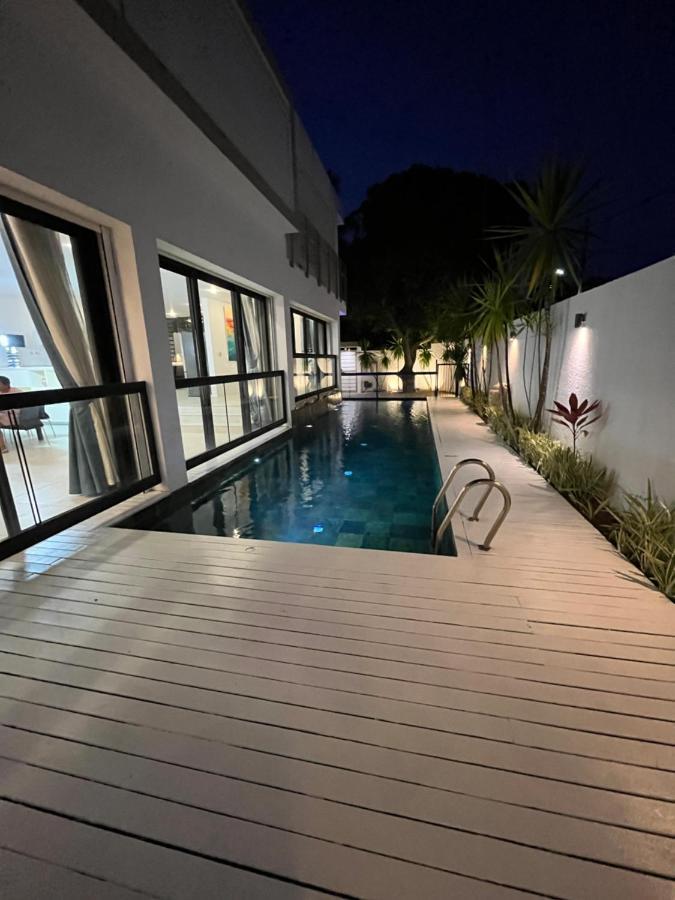 Villa Moderne A Trou Aux Biches Exterior photo